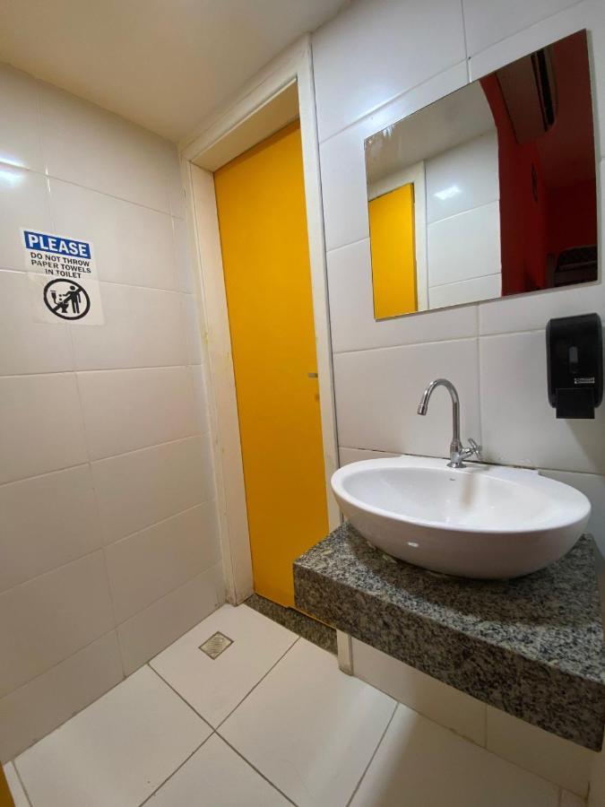 Pelo Mundo Hostal *
